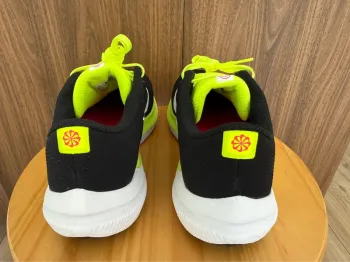 Tweedehands Nike Air Winflo 10 XCC bike — afbeelding 16 van 18