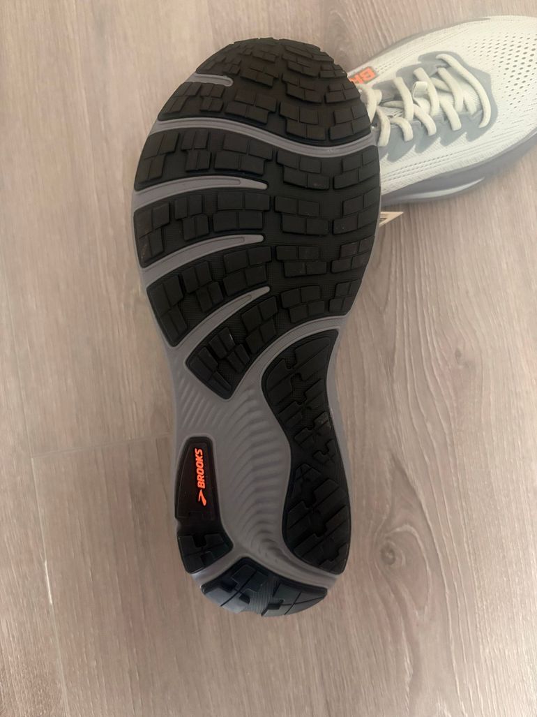 Brugt Brooks Ghost 17 GTX 2026 bike — billede 2 af 6