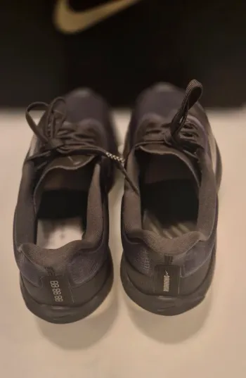 Used Nike Zoom Fly 6 bike — image 6 of 16