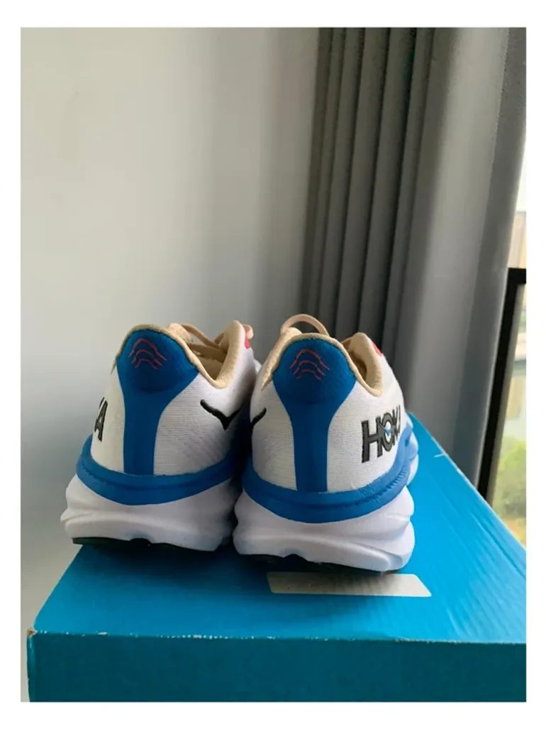 Brugt Hoka Laufschuhe bike — billede 4 af 5