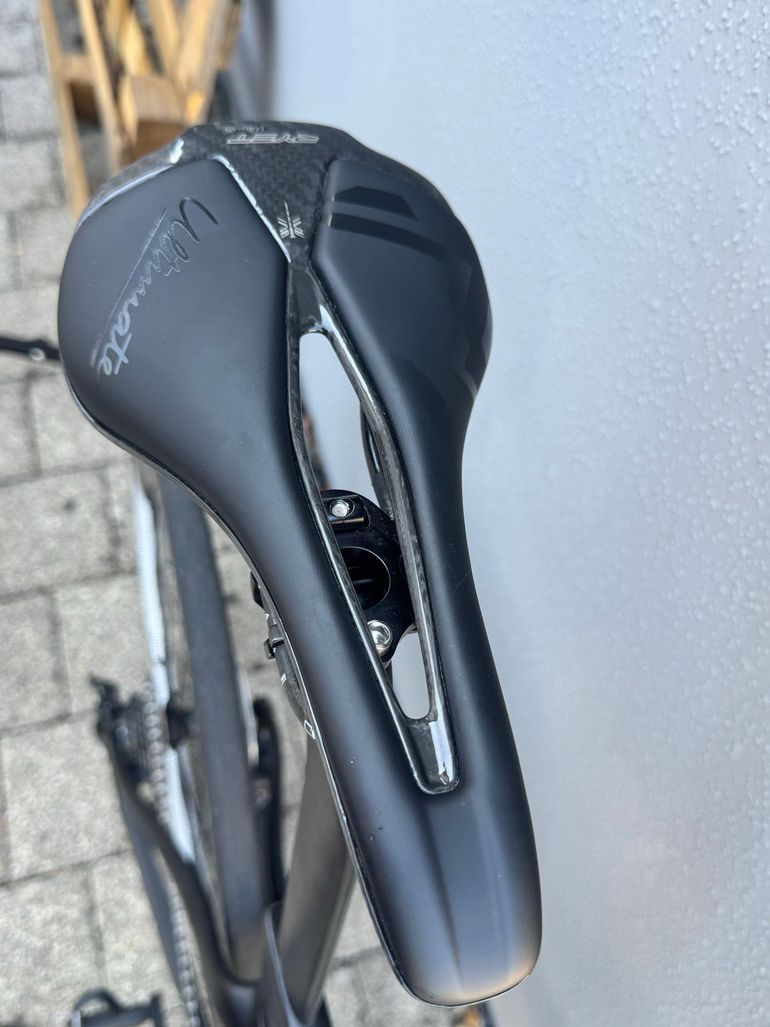 Brugt Ryet Rennrad Sattel 2026 bike — billede 3 af 4
