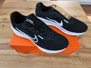 White Downshifter 13 Running Shoes usato
