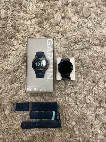 Used Garmin Vivoactive 5 Electronics