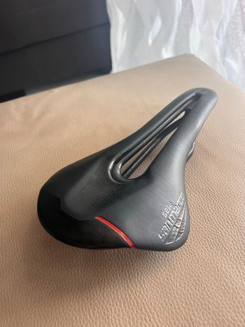 Used San Marco Shortfit 2.0 Carbon FX Saddles & Seatposts