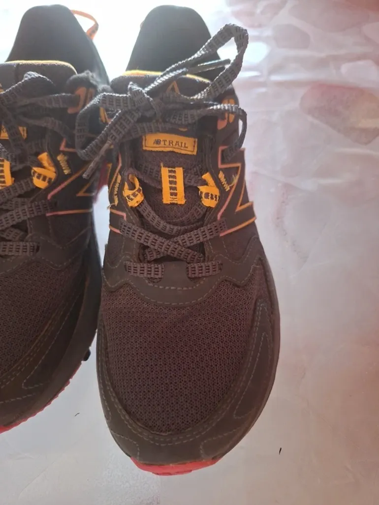 Used New Balance 410v7 bike — image 3 of 9