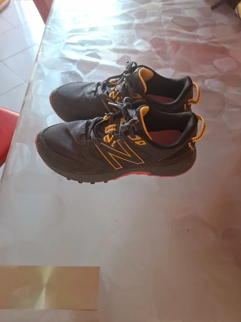 Used New Balance 410v7 bike — image 4 of 9
