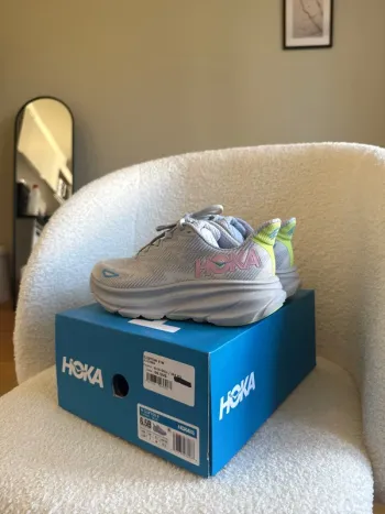 Used Hoka Running Shoes bike — image 2 of 7