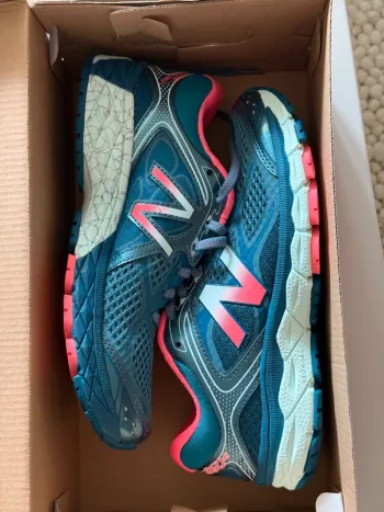 New Balance Sneaker bike d'occasion — image 2 sur 4