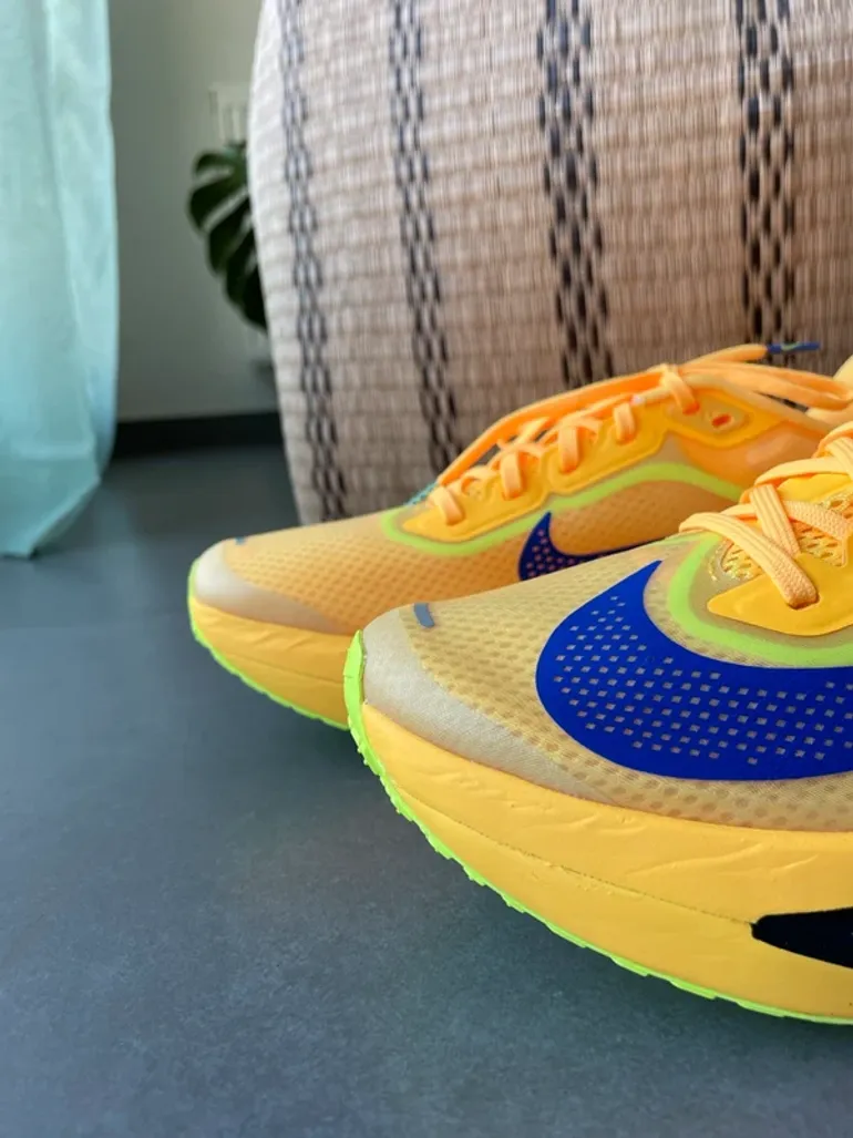 Used Nike Zoom Fly 6 bike — image 2 of 10