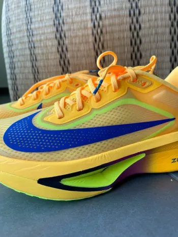 Used Nike Zoom Fly 6 bike — image 3 of 10