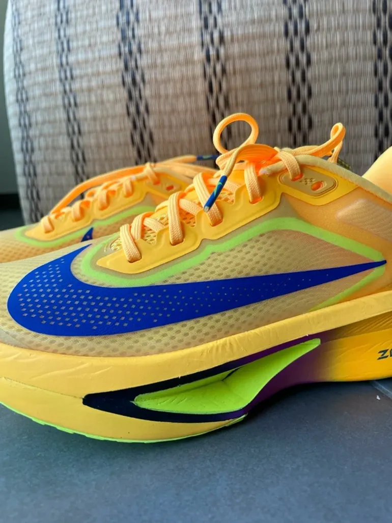 Used Nike Zoom Fly 6 bike — image 3 of 10