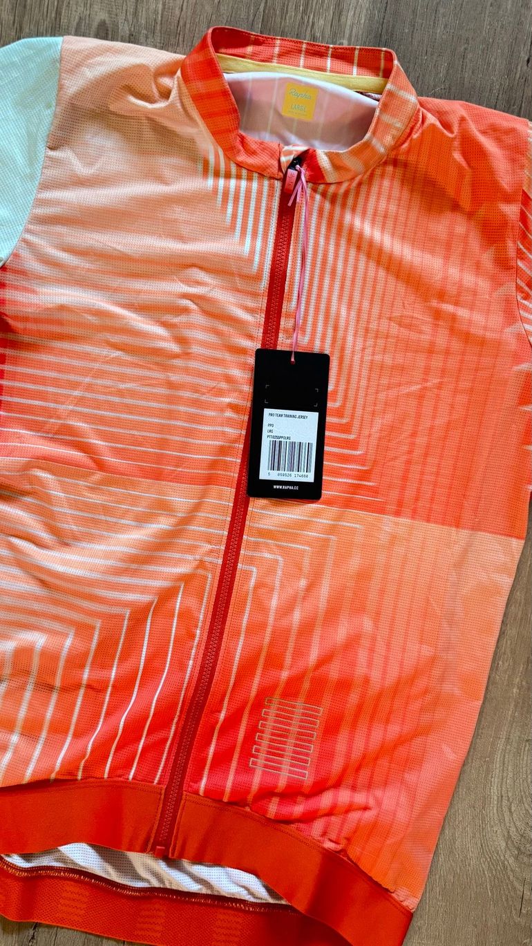 Brugt Rapha Pro Team Training Jersey bike — billede 2 af 7