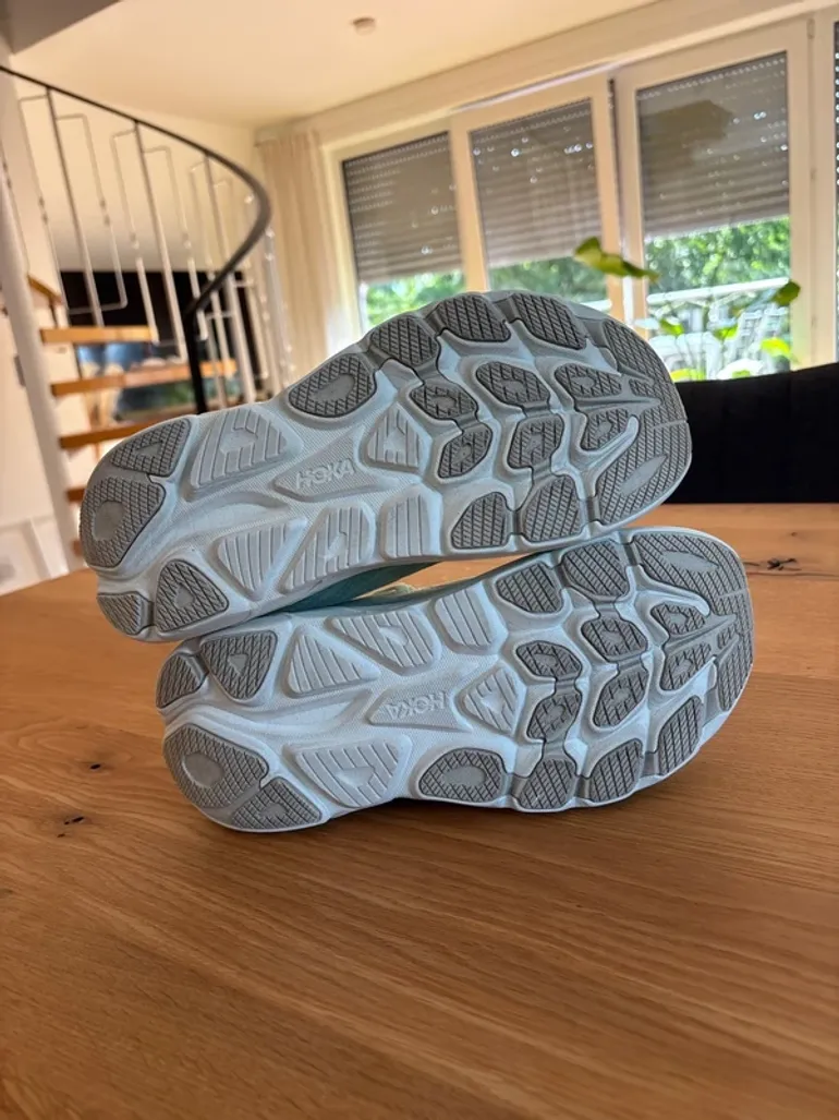 Used Hoka Clifton 10 bike — image 4 of 6