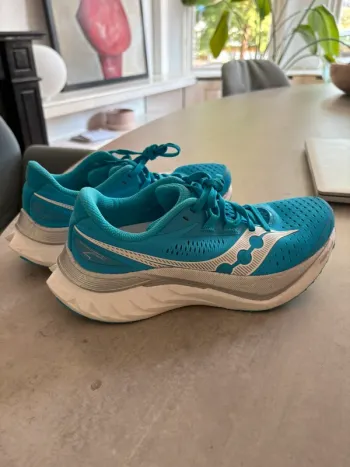 Saucony Endorphin Speed 4 Running Shoes d'occasion