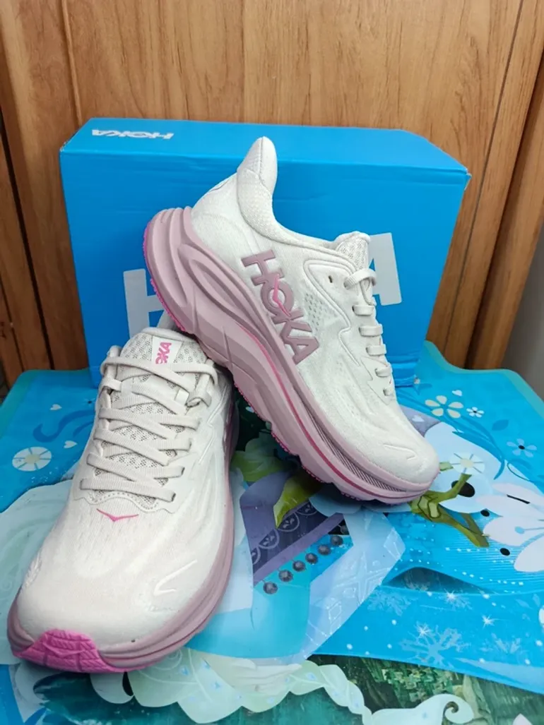 Gebrauchtes Hoka Running Shoes bike — Bild 7 von 10