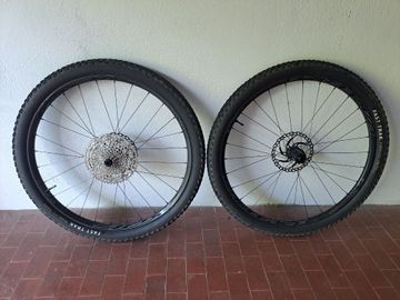 Used Race Face Next SL Wheels bike — image 2 of 4