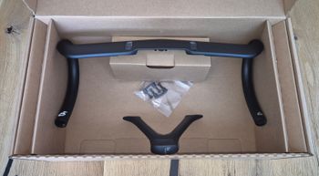 Used Cervelo HB14 Handlebar and ST-C035-110 Stem 2025 Cockpit