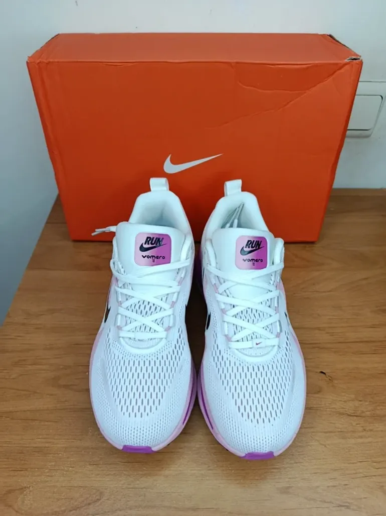 Tweedehands Nike Vomero Plus bike — afbeelding 4 van 9