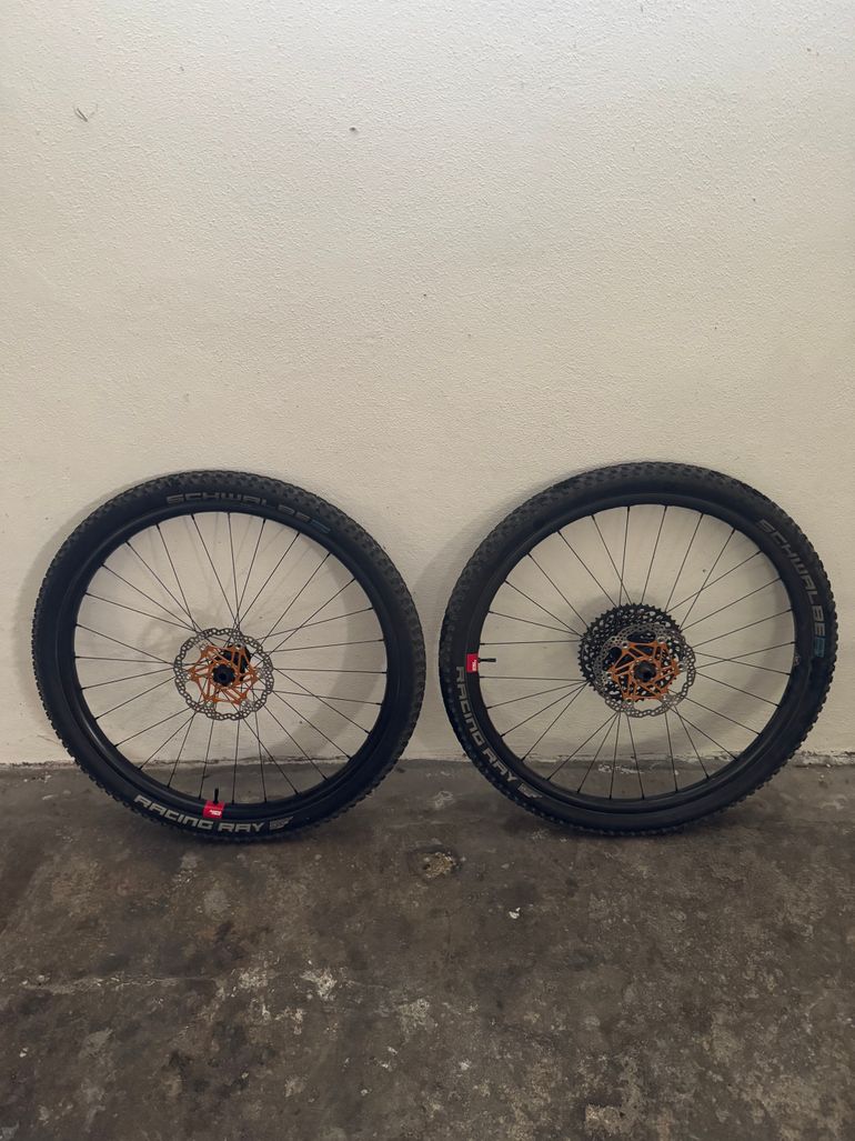 Used Reserve Wheels 25 bike — image 2 of 5