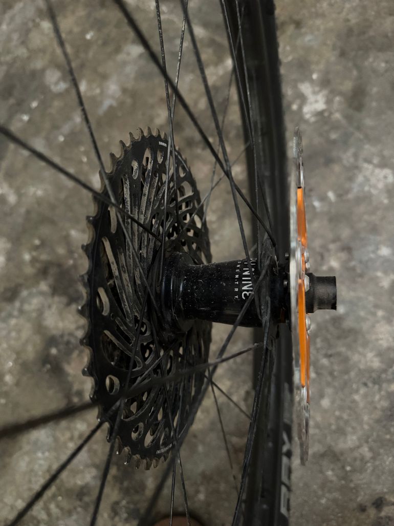 Used Reserve Wheels 25 bike — image 4 of 5