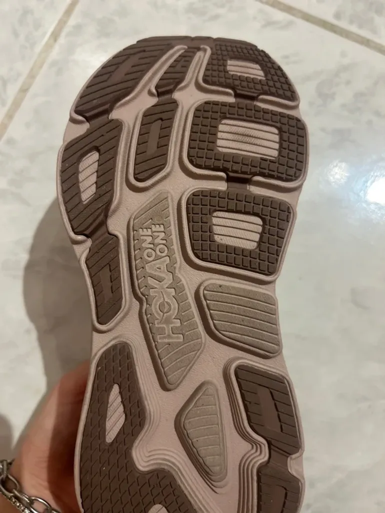 Used Hoka Bondi 7 bike — image 4 of 4