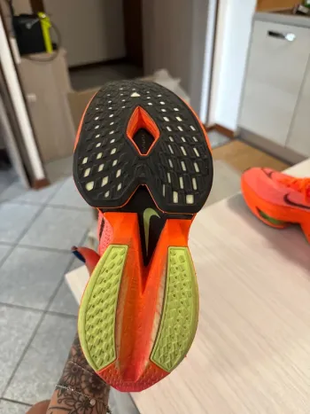 Used Orange Air Zoom Alphafly Next% 2 bike — image 4 of 6