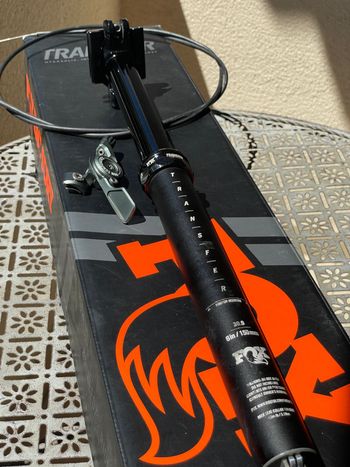Gebrauchtes Fox Transfer 30.9 150mm Performance Elite Dropper Seatpost + PNW Loam Lever 2024 Saddles & Seatposts
