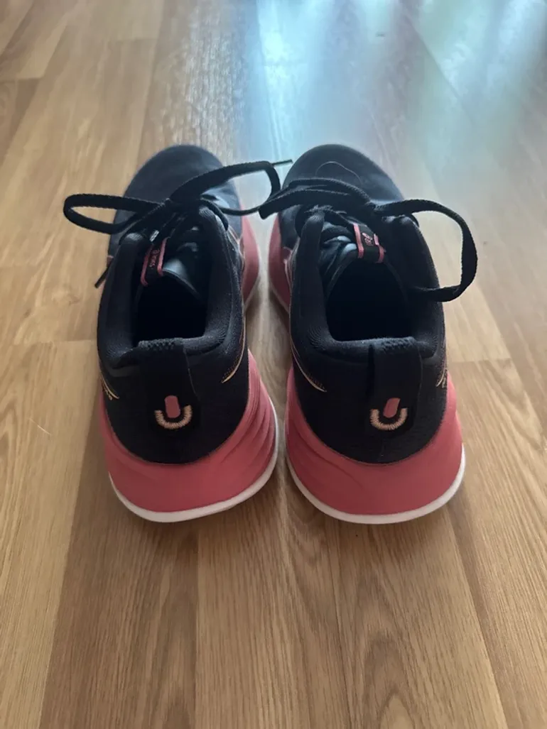Použité Asics Gel Cumulus 27 bike — obrázek 7 z 8
