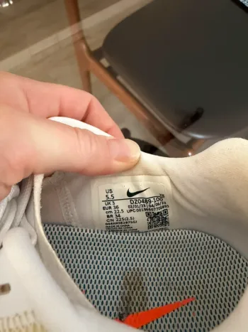 Used Nike Zoomx Ultrafly bike — image 7 of 8