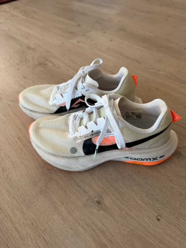 Used Nike Zoomx Ultrafly bike — image 2 of 8