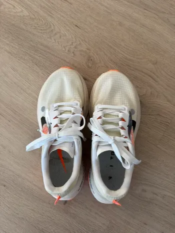 Used Nike Zoomx Ultrafly bike — image 4 of 8