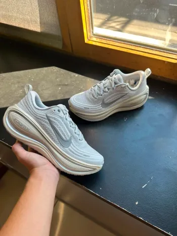 Tweedehands Nike Vomero Plus Running Shoes
