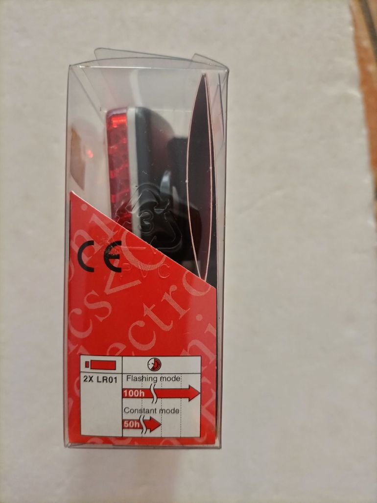 Brugt Cateye Rear Light bike — billede 4 af 4