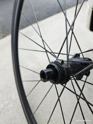 Brugt Dt Swiss A1800 2025 bike — billede 5 af 11