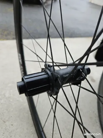 Brugt Dt Swiss A1800 2025 bike — billede 4 af 11