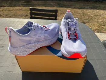 Gebrauchtes Asics Novablast 5 Running Shoes