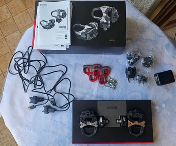 Použité favaro Assioma Duo Power Meter Pedals 2026 Drivetrain & Pedals