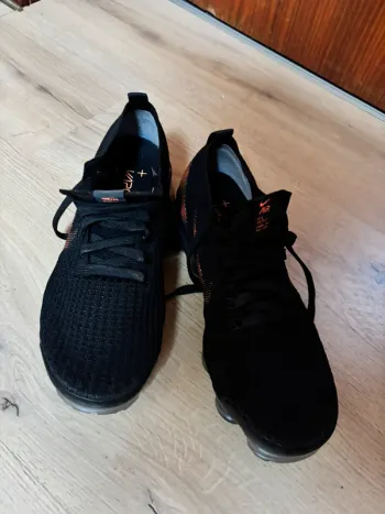 Used Orange Vapormax + Running Shoes