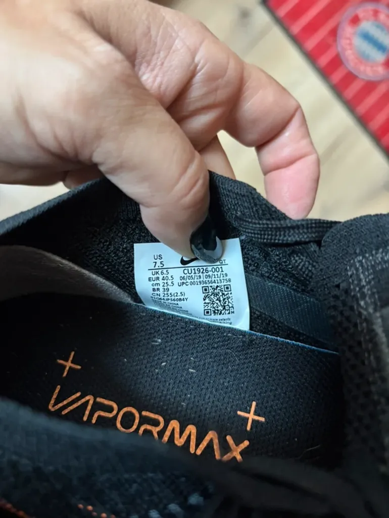 Used Orange Vapormax + bike — image 3 of 5