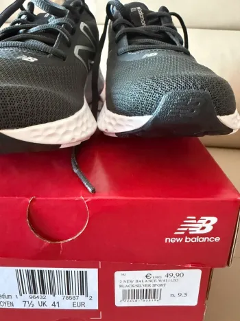 Tweedehands New Balance 411 v3 bike — afbeelding 4 van 4
