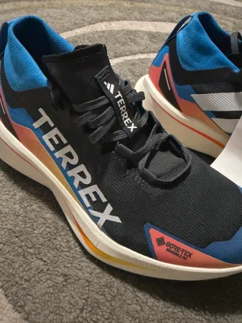 Adidas Terrex bike d'occasion — image 4 sur 7