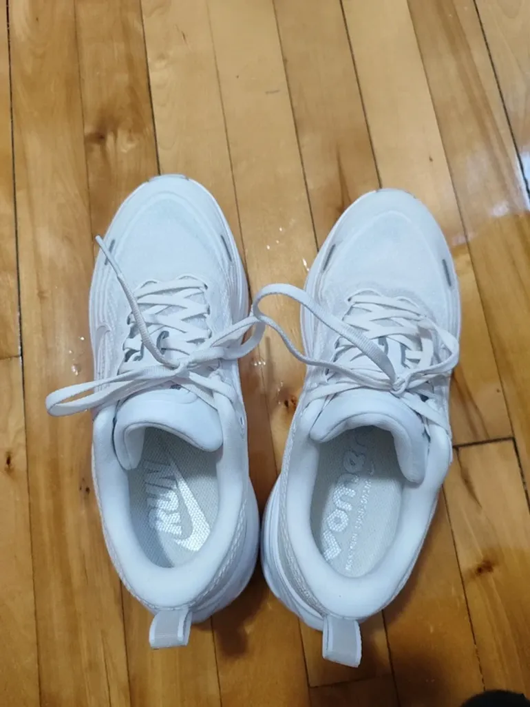 Tweedehands Nike Vomero Plus bike — afbeelding 4 van 6