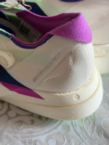 Adidas Adizero Adios Pro 4 bike d'occasion — image 4 sur 9
