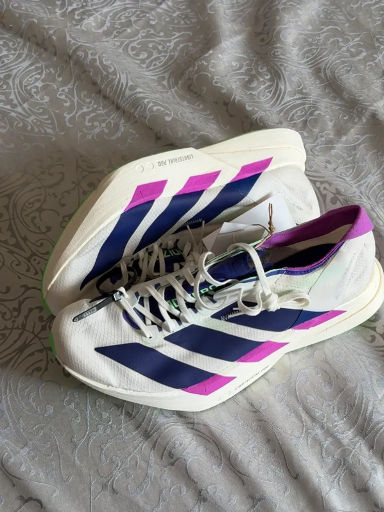Adidas Adizero Adios Pro 4 bike d'occasion — image 2 sur 9