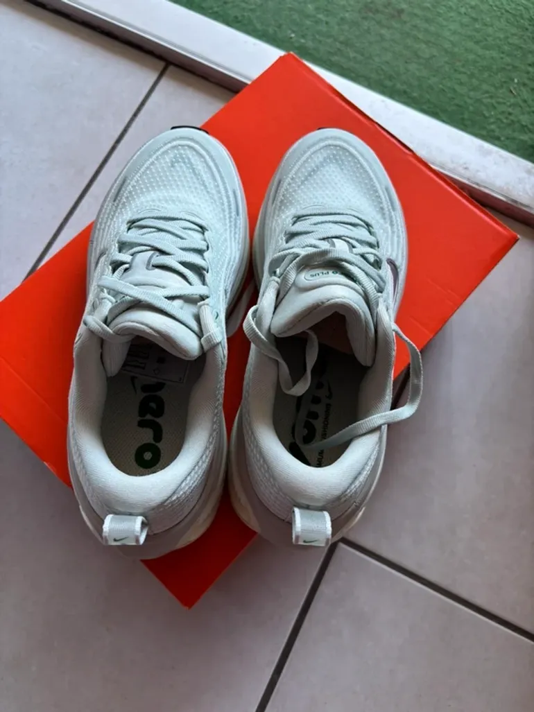 Nike Vomero Plus bike d'occasion — image 2 sur 5