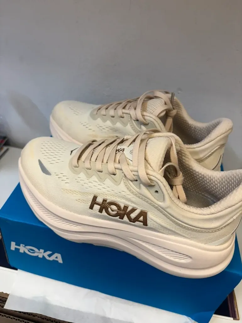 Hoka Running Shoes bike usato — immagine 2 di 6