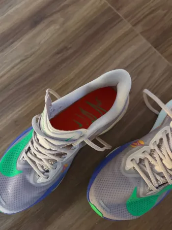 Used Nike Zoom Fly 6 bike — image 3 of 8
