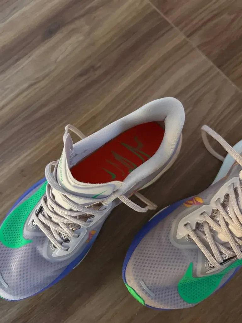 Used Nike Zoom Fly 6 bike — image 3 of 8