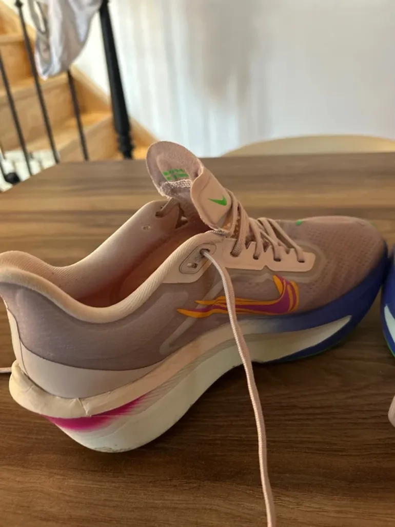 Used Nike Zoom Fly 6 bike — image 7 of 8
