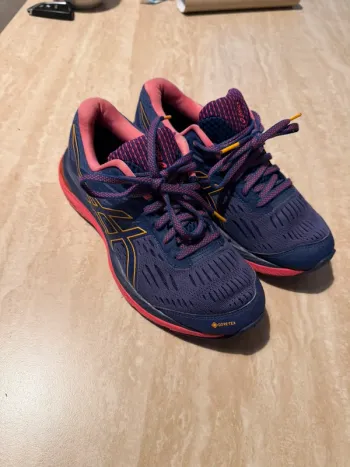 Použité Ideal Gel-Cumulus 20 GTX Running Shoes